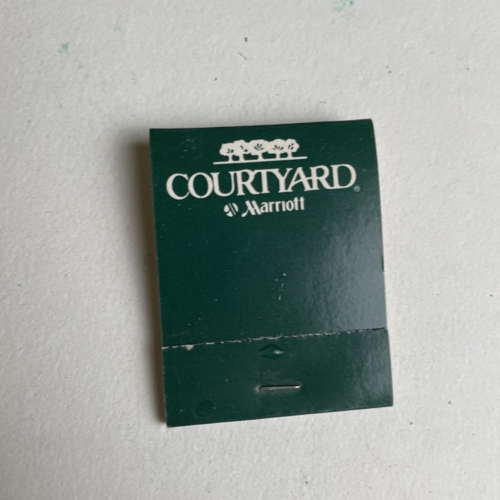 Vintage Marriott Courtyard Hotel Matchbook NEW Unstruck Matches Collectible